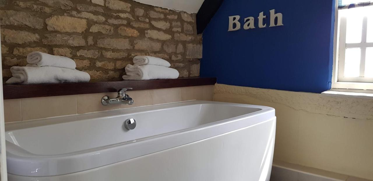 The Kings Arms Hotel Stow-on-the-Wold Ngoại thất bức ảnh